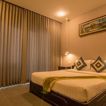 Diamond Palace Hotel Phnom Penh Exterior photo