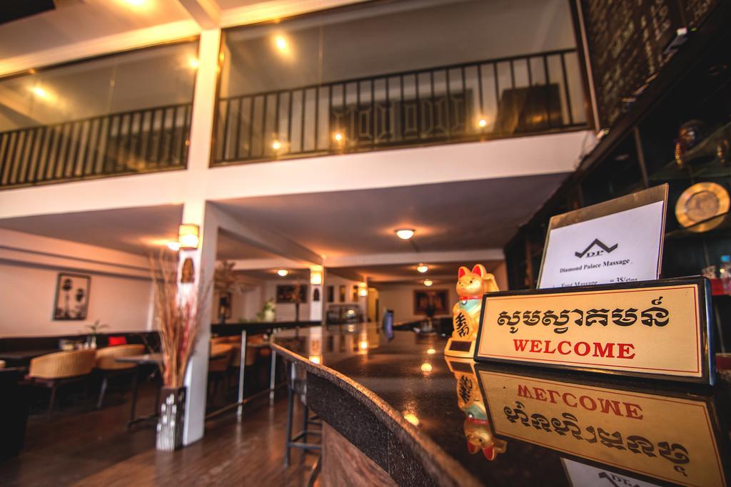 Diamond Palace Hotel Phnom Penh Exterior photo